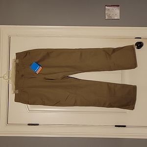 Columbia olive color  Mens pants  size 32×30